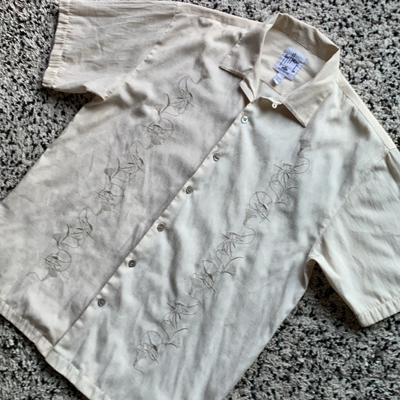 AFTCO Bluewater x Guy Harvey Marlin Embroidered Button Down Shirt Cream Size XL - Picture 3 of 13